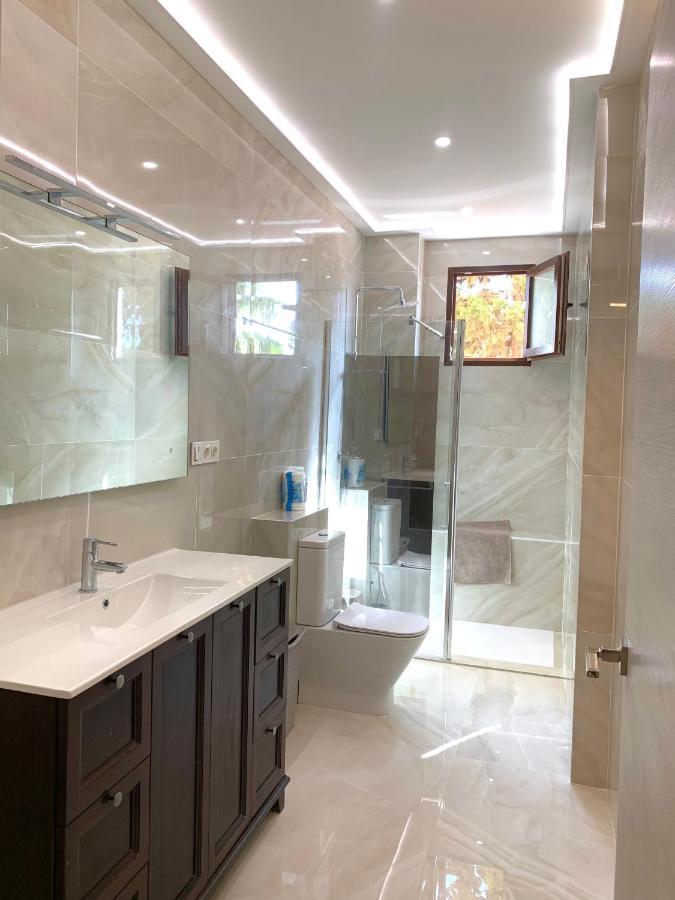 Amplia Vivienda New Para12 Pers A 4 Min Caminando De Playa Con Terraza, Piscina Com, Wifi, Ventiladores De Techo, Lavavajillas 滨海罗克塔斯 外观 照片